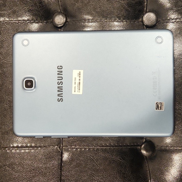 Samsung Galaxy tab A - Picture 2 of 7
